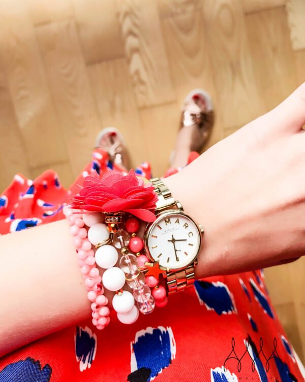 Apyrankė iš natūralių akmenėlių