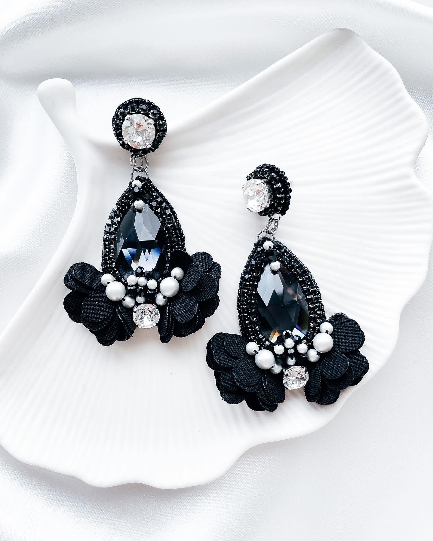 Auskarai su swarovski kristalais